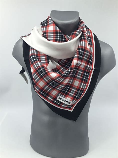 burberry style tartan scarf|Burberry in the 90s.